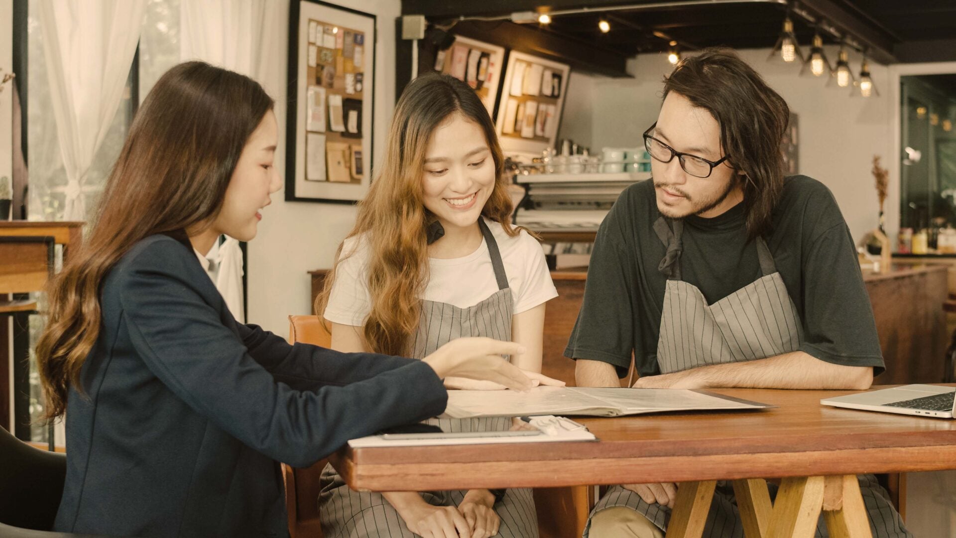 HR-Aligned Bookkeeping for Small and Growing Businesses